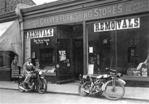 Photo:Grant shop in Baker Street c 1932