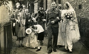 Photo:Frederick and Kathleen Langridge (nee Stoner), 14 September 1940, St Nicholas Church, Brighton