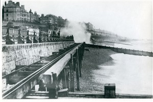 Photo:Volks Electric Railway, East Cliff, 1895