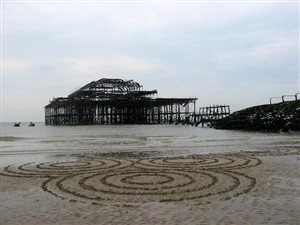 Photo:West Pier May 2006